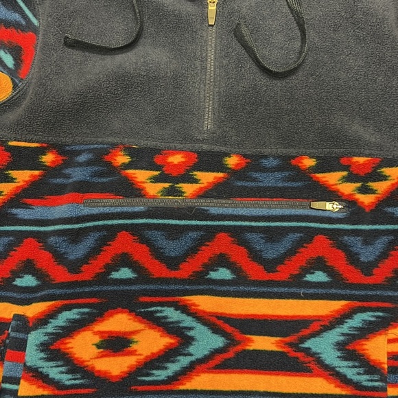 RSQ Like New Fleece Hoodie men’s small. Warm, colorful, excellent condition! - Picture 4 of 8